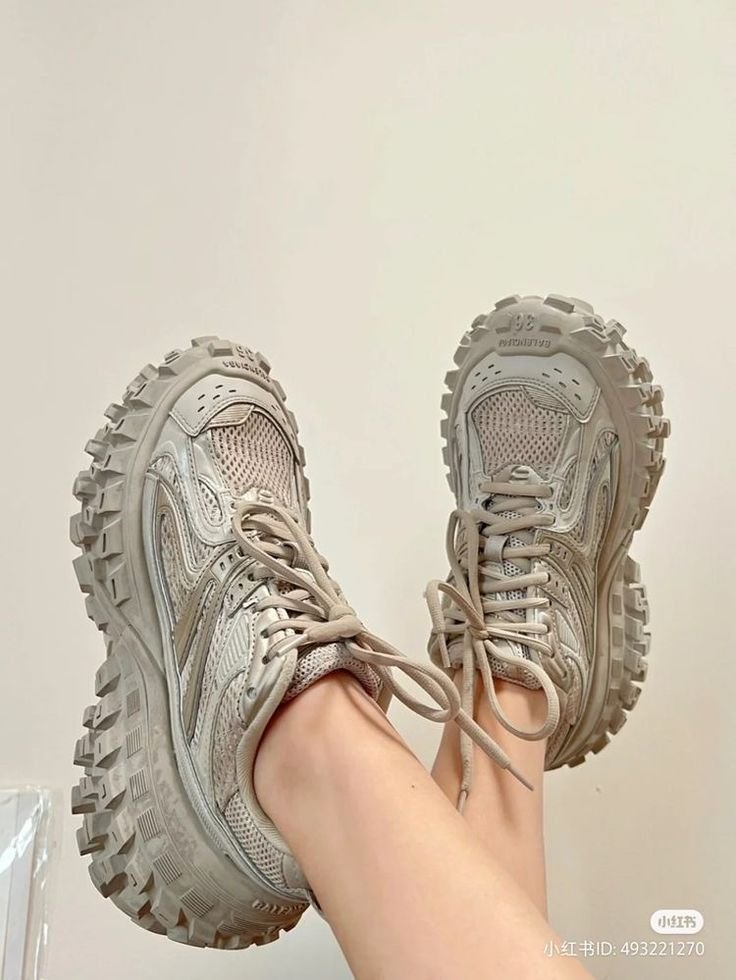 Basket beige chunky semelle épaises