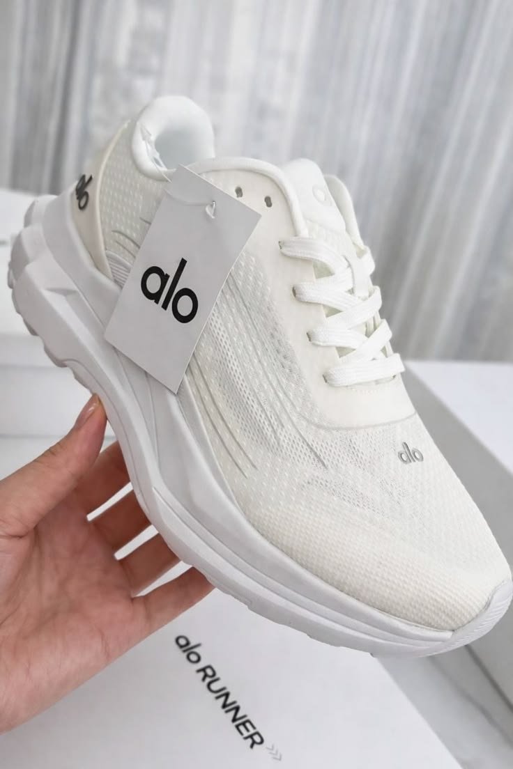Alo Runner blanche spor legère
